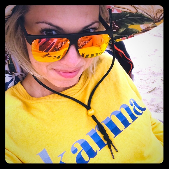 Meet your Posher, Lauren - Picture 1 of 1